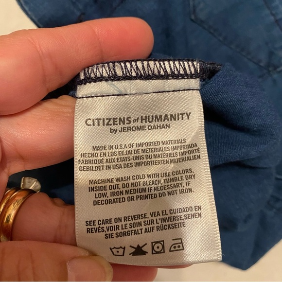 - Citizens of Humanity “Corrine “ button half down made in USA size S - Picture 5 of 7